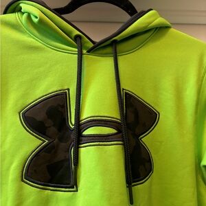 NWOT Under Armour Storm Hoodie 🔥😃😎
